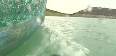 "Evet"i anlatmak i&ccedil;in sandallarla adaya ulaştılar