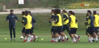 Fenerbah&ccedil;e&rsquo;nin hazır ismi Ozan Tufan