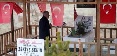 ''Fethi Sekin'in babası olmaktan gurur duyuyorum''