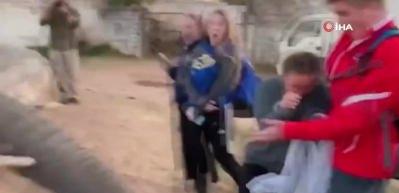 Filden fotoğraf &ccedil;eken kadına tokat!