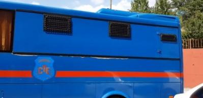 Firari Adil &Ouml;ks&uuml;z&rsquo;&uuml;n kardeşi 6 yıl hapis cezasına &ccedil;aptırıldı