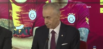 Galatasaray&rsquo;da imza şov