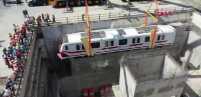 Gayrettepe-İstanbul Havalimanı Metrosu'nda ilk tren raylara indi