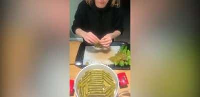 Gen&ccedil; oyuncu Burcu Biricik sarma sardı: Tiş&ouml;rt katlamak gibi...