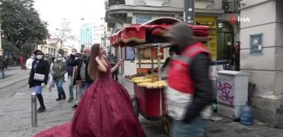 G&ouml;renler yayına koşup fotoğraf &ccedil;ektirdi! 