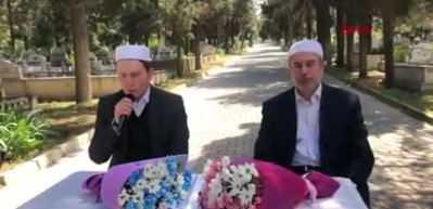 G&ouml;r&uuml;nt&uuml;l&uuml; aramayla mezarını g&ouml;rd&uuml;ğ&uuml; oğluna dua etti