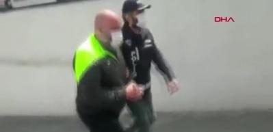 &Ccedil;in'den getirdiği oto yedek par&ccedil;aları ile yakalandı
