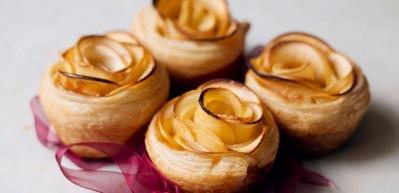 G&uuml;l cupcake tarifi
