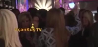 G&uuml;lben Ergen, Seren Serengil'e omuz attı