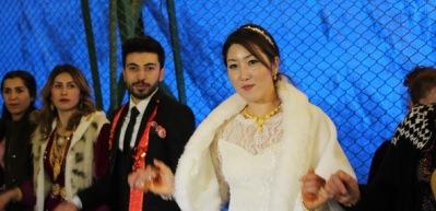 G&uuml;ney Kore'den Hakkari'ye gelin geldi!