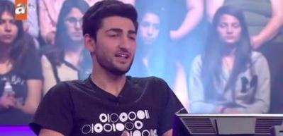 'Hacker' yarışmacı kahkahaya boğdu
