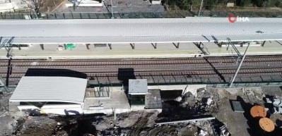 Halkalı-Gebze banliy&ouml; hattındaki &ccedil;alışmalar havadan g&ouml;r&uuml;nt&uuml;lendi