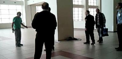 Hastanede satırlı dehşet