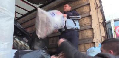 Hatay, Adana ve Mersin'den deprem b&ouml;lgesine yardım malzemesi desteği
