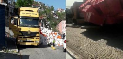 Hazır beton kalıpları yola b&ouml;yle yıkıldı