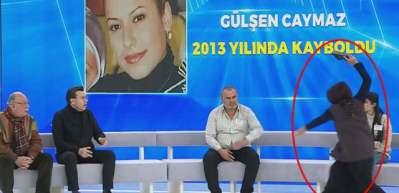 Her şey izin istedikten sonra oldu! Canlı yayında ayakkabı havada u&ccedil;tu...