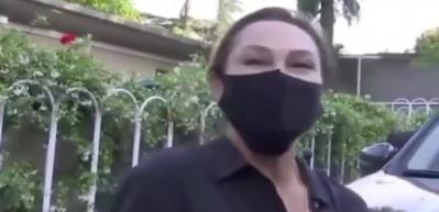 H&uuml;lya Avşar'dan tepki &ccedil;eken 'Pe&ccedil;e' yorumu!