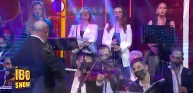 İbo Show'a damga vuran usta isimlerin k&ouml;şe kapma oyunu!