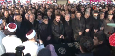İbrahim Tatlıses'in acı g&uuml;n&uuml;! Ayakta durmakta zorlandı