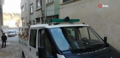 İ&ccedil;ki masasındaki tartışma kanlı bitti: 1 &ouml;l&uuml;, 2 yaralı