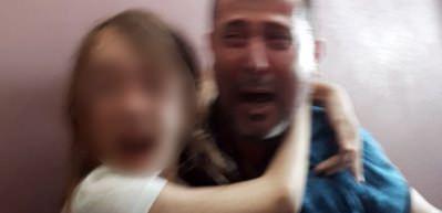 İcra memurları tarafından 'zorla' babasından alınan Yağmur y&uuml;rekleri dağladı