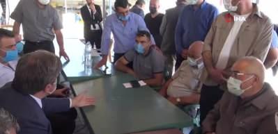  İki kardeşin 20 yıllık k&uuml;sl&uuml;ğ&uuml;n&uuml; vali g&ouml;zyaşlarıyla bitirdi