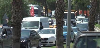 İl&ccedil;ede adım atacak yer kalmadı!