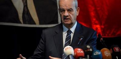 İlker Başbuğ: Erdoğan tek başına...