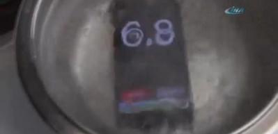 Iphone 6 kaynar suya atıldı