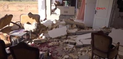 İran'da depremin bilan&ccedil;osu artıyor: &Ouml;l&uuml; sayısı 450'yi ge&ccedil;ti 