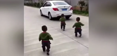 İşe giden babalarının peşinden b&ouml;yle koştular