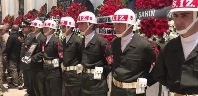 İskenderun şehidini uğurladı