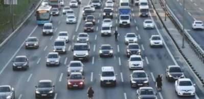 İstanbul trafiğinden 6 bin lira kazanıyorlar