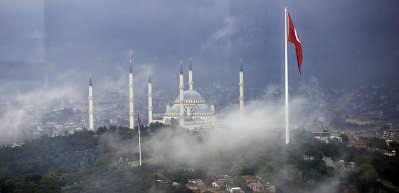 İstanbul'un en y&uuml;ksek yapısı &Ccedil;amlıca Kulesi'nin manzarası mest etti!