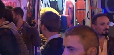 İstiklal Caddesi'nde iki gen&ccedil;, tek kurşunla intihar etti