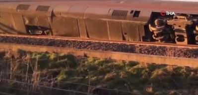 İtalya'da hızlı tren raydan &ccedil;ıktı! &Ouml;l&uuml; ve yaralılar var