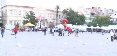   İzmirliler darbe karşı tek y&uuml;rek oldu