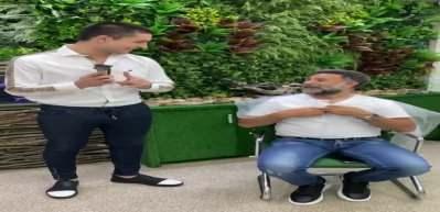 İzzet Yıldızhan da modaya uydu! Sa&ccedil;larını sıfıra vurdu...