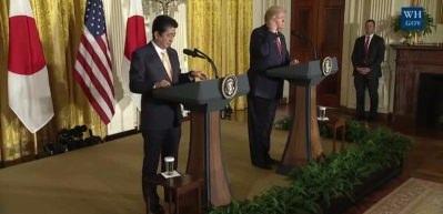 Japon liderle görüşen Trump'tan şok hareket!