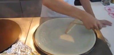 Japon usulü dondurmalı krep nasıl yapılır?