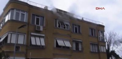 Kadık&ouml;y'de yangın paniği