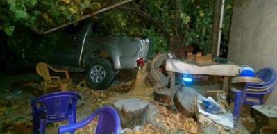 Kahreden olay! Babasının park ettiği ara&ccedil; &ouml;ld&uuml;rd&uuml;