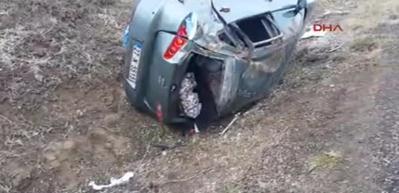  Kahta&rsquo;da, otomobil devrildi: 6 yaralı