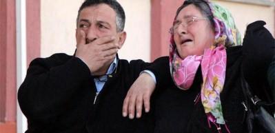 Karar a&ccedil;ıklandı, g&ouml;zyaşlarına boğuldu
