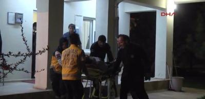 Karşıt g&ouml;r&uuml;şl&uuml; &ouml;ğrenciler arasında kavga
