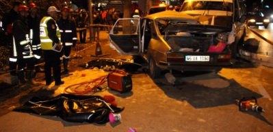 Katliam gibi kaza: 4 &ouml;l&uuml;, 6 yaralı