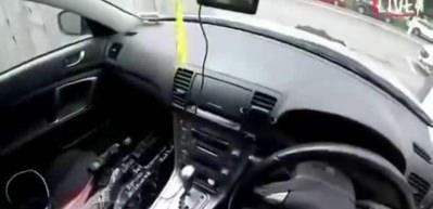 Katliama giderken bakın hangi şarkıyı dinliyormuş!