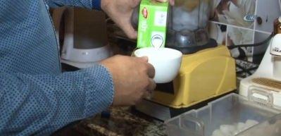 Kavurucu Adana sıcağına &ouml;zel &lsquo;i&ccedil;ilebilir baklava&rsquo;