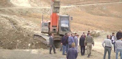 Kayyumdan Hakkari'ye dev hizmet! Su sorunu &ccedil;&ouml;z&uuml;ld&uuml;