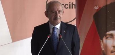 Kılı&ccedil;daroğlu'ndan bir gaf daha!